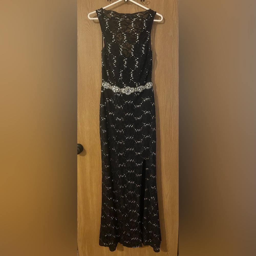 City triangle elegant dress/bridesmaid dress. Like 9.